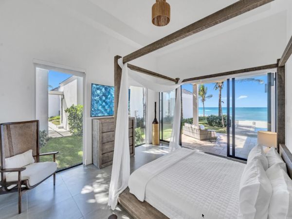Luxurious Beach Villa in Bimini Bay - Your Ultimate Coastal Retreat